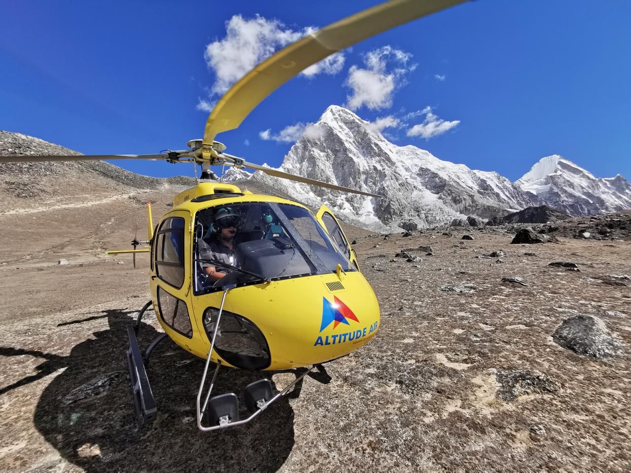 helicopter landing and return Poonhill trek with ABC